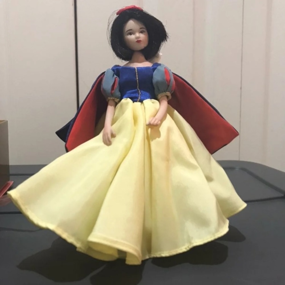 Disney Snow White Doll